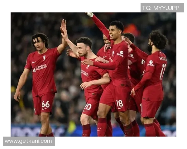 英超激情对决利物浦完胜拜仁绝杀瞬间点燃全场氛围