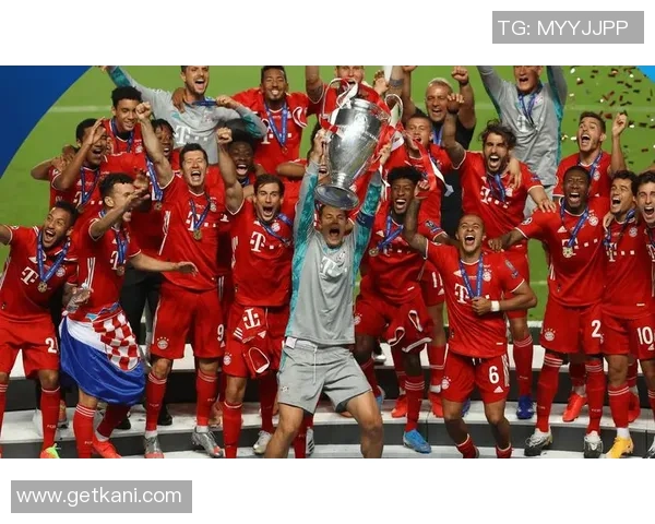 德甲激战：利物浦与拜仁战成平局战术分析引发全场热议